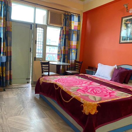 Hotel Surya Laxman Jhula Rishīkesh Exterior foto