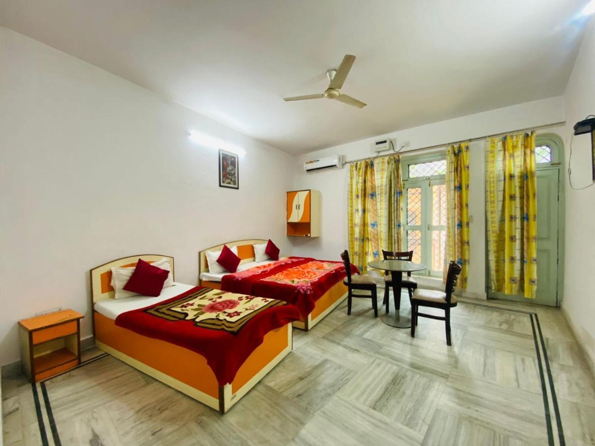 Hotel Surya Laxman Jhula Rishīkesh Exterior foto